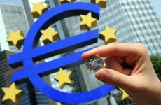 歐債危機(jī)推動油價繼續(xù)下跌