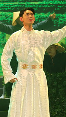 楊慶兵：洗凈塵埃是芳華，百味人生茶道間