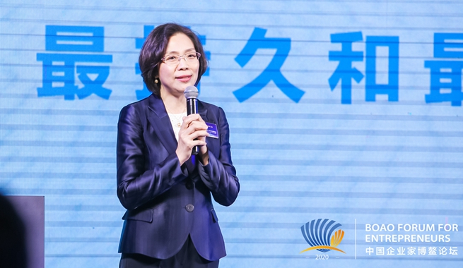 哈爾濱市文化廣電和旅游局黨組書記、局長(zhǎng)蘭峰 主題演講