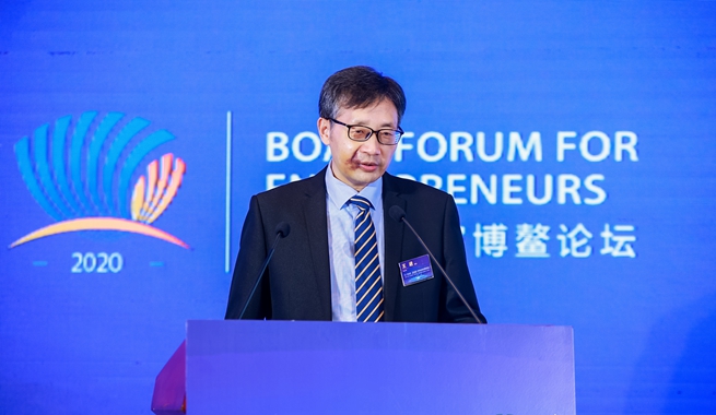 國(guó)合洲際能源咨詢?cè)涸洪L(zhǎng)王進(jìn)演講