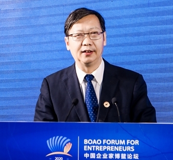 楊慶兵：食品行業(yè)在保障民生、維護社會穩(wěn)定方面發(fā)揮巨大作用