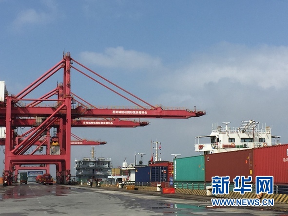 岳陽經(jīng)濟新圖景：通道路、重港口、優(yōu)布局