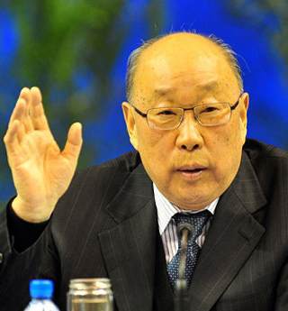 萬(wàn)?。?ldquo;小豬吃大豬操盤(pán)者&rdquo;