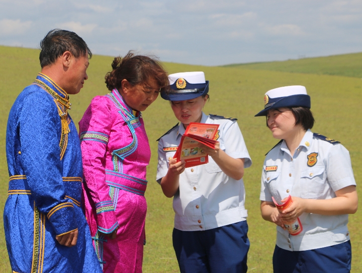 脫貧攻堅(jiān)路上的&ldquo;火焰藍(lán)&rdquo;&mdash;&mdash;興安盟消防救援支隊(duì)