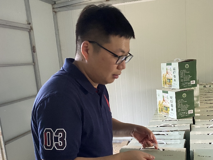 &ldquo;娃娃書記&rdquo; 戚允升