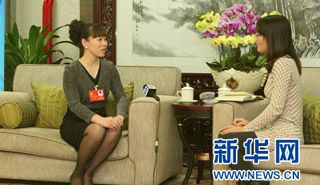 北京公交集團(tuán)駕駛員劉美蓮:把乘客當(dāng)親人，車廂里就會(huì)和諧