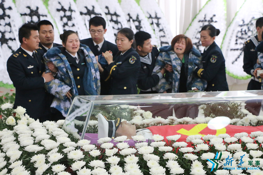 &uarr;資料圖片：張超烈士遺體告別儀式現(xiàn)場。