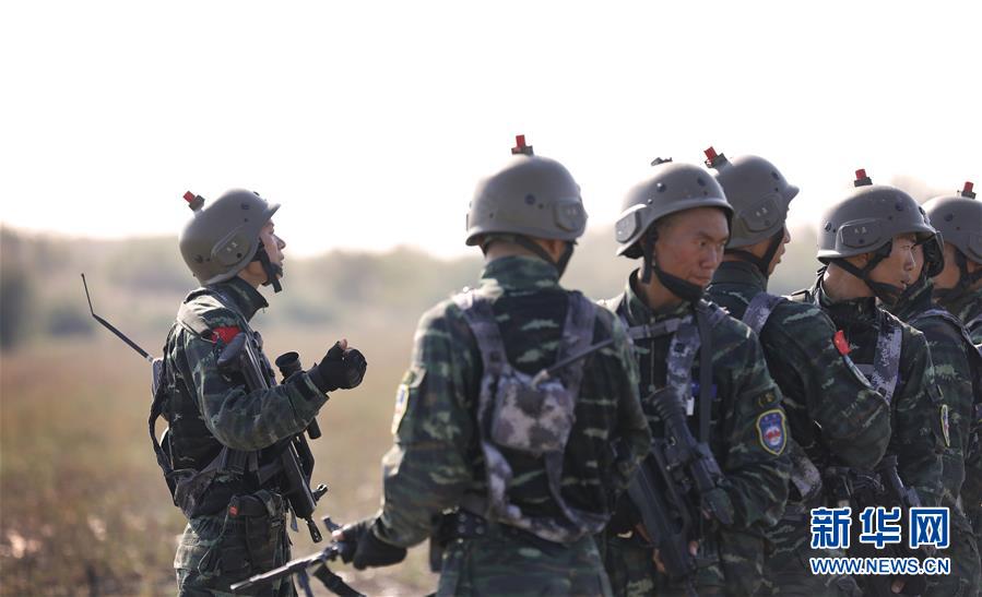 (圖文互動(dòng))(3)“山鷹”突擊——武警新疆總隊(duì)“山鷹”突擊隊(duì)成長(zhǎng)記