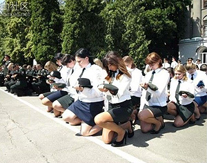 真的戰(zhàn)五渣？二毛女兵太多戰(zhàn)斗力堪憂(yōu)