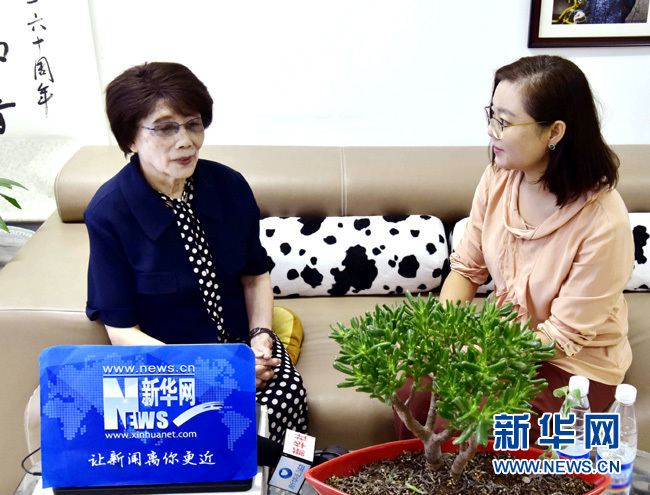 電波永不消逝，隨著時(shí)代發(fā)展傳播可能會(huì)有多種形式，年輕播音員要不忘初心，在如今優(yōu)越條件下更應(yīng)砥礪自己。