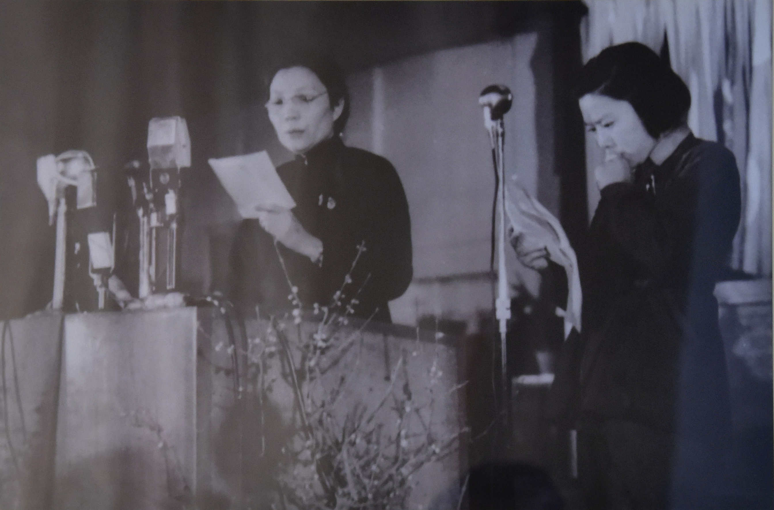 廣播無可借助，只能憑聲音抓住聽眾的注意力。你的聲音讓聽眾永遠(yuǎn)忘不了，這是播音員的本事，也是職責(zé)。