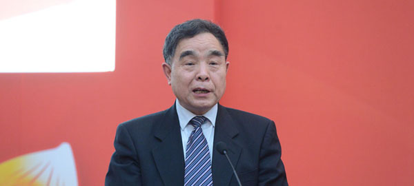 全國人大教科文衛(wèi)委員會主任委員、清華大學新聞出版學院院長柳斌杰致辭