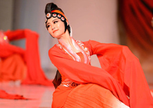 烏茲別克斯坦“歡樂(lè)春節(jié)”精彩上演