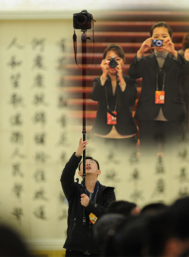 &ldquo;鏡頭中看鏡頭&rdquo;&ldquo;相機中的戰(zhàn)斗機&rdquo;