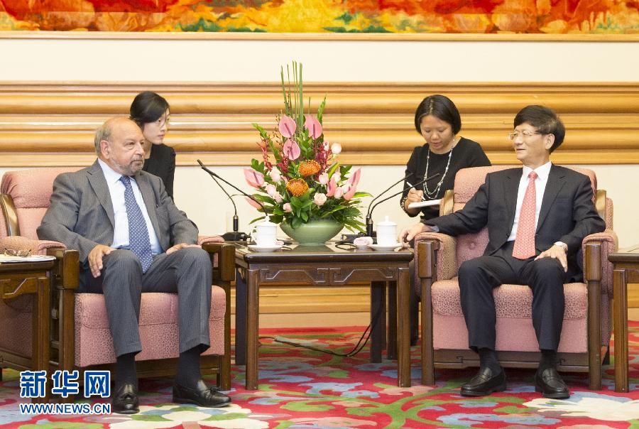 9月5日，中共中央政治局委員、中央政法委書記孟建柱在北京中南海會見國際法院院長亞伯拉罕。 新華社記者 黃敬文 攝 