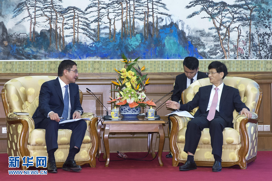 7月19日，中共中央政治局委員、中央政法委書記孟建柱在北京會(huì)見烏茲別克斯坦副總理庫(kù)奇卡羅夫。 新華社記者崔新鈺攝