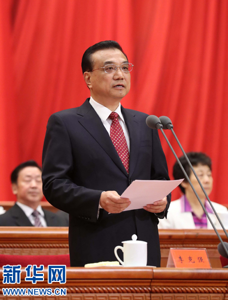 8月1日，慶祝中國人民解放軍建軍90周年大會在北京人民大會堂隆重舉行。中共中央政治局常委、國務院總理李克強主持大會。新華社記者 劉衛(wèi)兵 攝