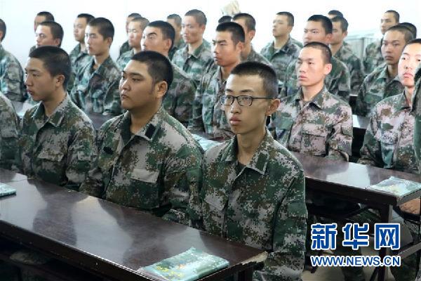 （十九大時(shí)光&middot;圖文互動(dòng)）（1）青春，在夢想的引領(lǐng)下飛揚(yáng)&mdash;&mdash;來自基層蹲點(diǎn)現(xiàn)場的報(bào)道