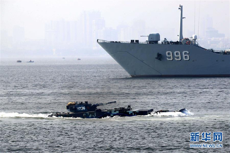 （新華全媒頭條&middot;圖文互動(dòng)）（7）備戰(zhàn)踏上新起點(diǎn)，練兵展現(xiàn)新氣象&mdash;&mdash;2018中國(guó)軍隊(duì)新年開(kāi)訓(xùn)全景大掃描