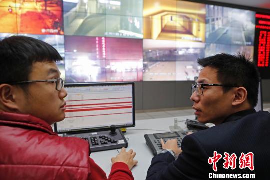 寒潮來襲上海加大對流浪、乞討等人員救助力度