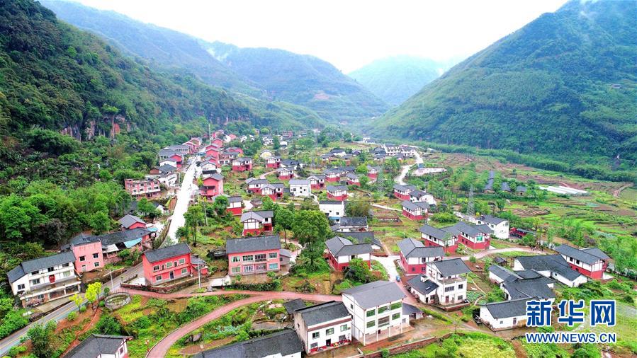 （新華全媒頭條&middot;圖文互動）（4）赤水：別了，貧困！