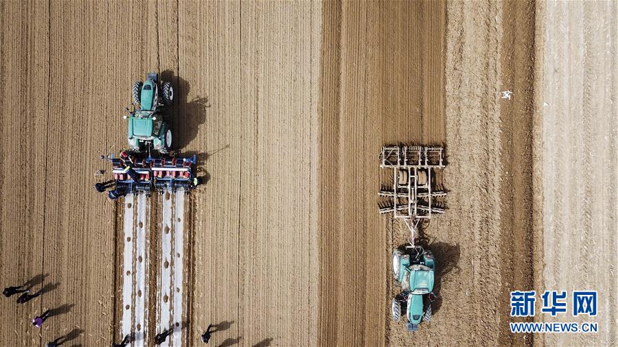 （新華全媒頭條&middot;習(xí)近平新時(shí)代中國特色社會主義思想在基層&middot;改革發(fā)展新氣象&middot;圖文互動(dòng)）（3）改革創(chuàng)新潮涌動(dòng) 激活發(fā)展新引擎