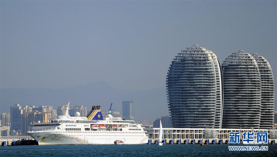 (新華全媒頭條·潮起海之南·圖文互動(dòng))(8)春潮拍岸千帆進(jìn)——海南特區(qū)改革開放30年紀(jì)實(shí)