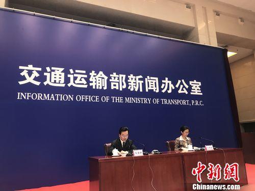 交通運(yùn)輸部:將網(wǎng)約車納入出租車服務(wù)質(zhì)量信譽(yù)考核體系