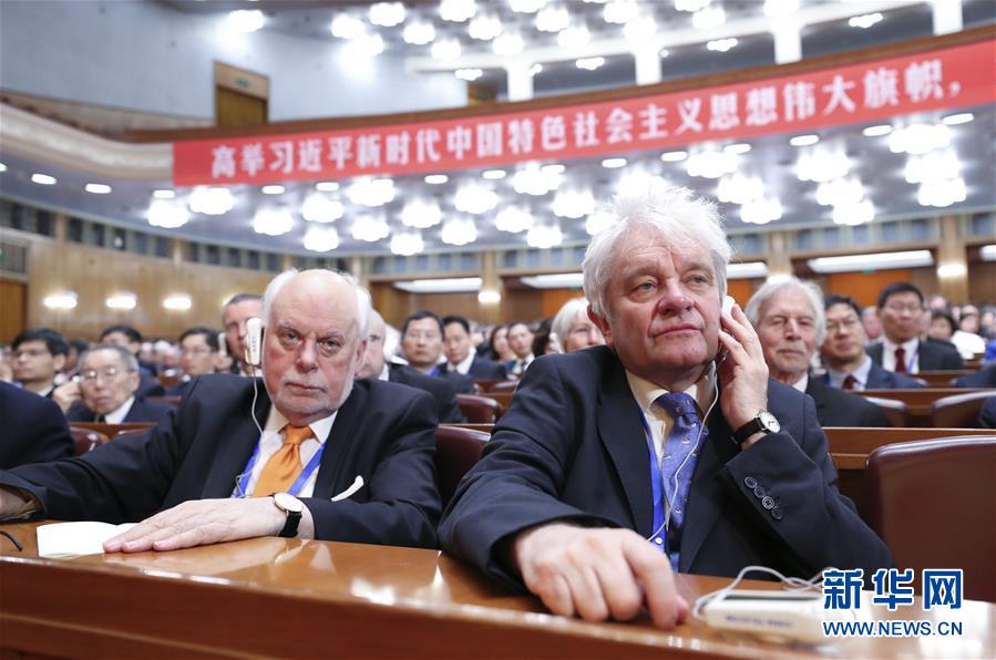 （新華全媒頭條&middot;圖文互動(dòng)）（3）向著建設(shè)世界科技強(qiáng)國的偉大目標(biāo)奮勇前進(jìn)！&mdash;&mdash;習(xí)近平總書記在兩院院士大會(huì)上的重要講話引起熱烈反響之一 