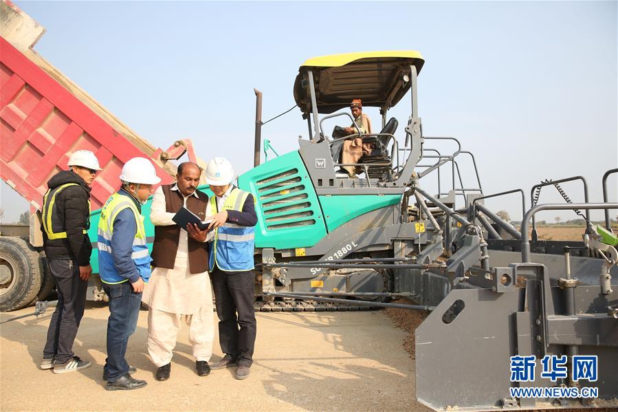 （新華全媒頭條&middot;圖文互動）（4）構(gòu)建命運共同體　開啟上合新時代&mdash;&mdash;習近平主席推動上合組織發(fā)展五年間