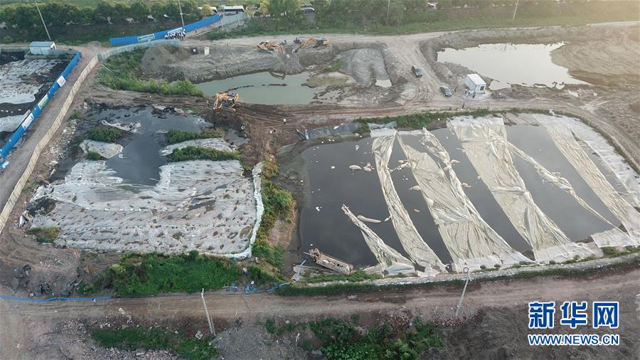 （圖文互動）（1）環(huán)保督察&ldquo;回頭看&rdquo;點名批評江蘇泰興長江邊傾倒污泥&ldquo;變本加厲&rdquo;