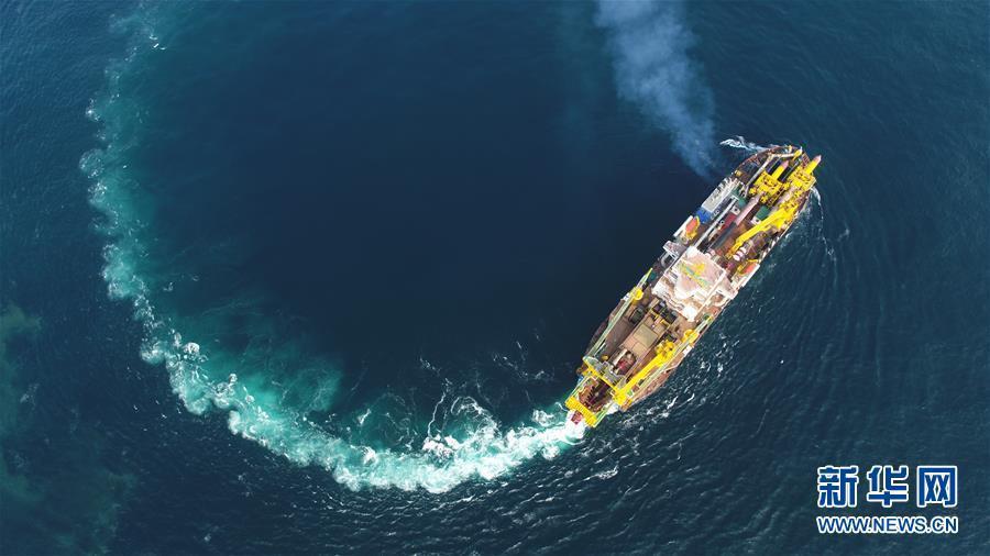 （圖文互動）（1）我國自主研發(fā)的疏浚重器&ldquo;天鯤號&rdquo;首次試航成功