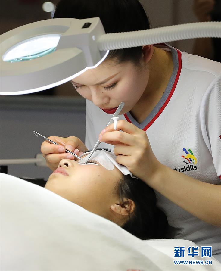 （新華全媒頭條&middot;圖文互動(dòng)）（6）上下合力，聚力破障，開辟&ldquo;大國工匠&rdquo;建設(shè)新格局