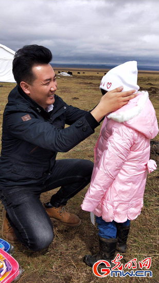 【脫貧攻堅在行動】打通致富路，牧民笑開顏&mdash;&mdash;青海省澤庫縣&ldquo;第一書記&rdquo;張文杰扶貧故事