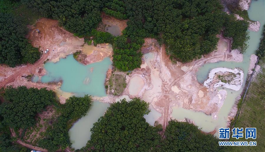 （新華視點(diǎn)&middot;圖文互動(dòng)）（1）小作坊&ldquo;游擊&rdquo;盜采、查處窩點(diǎn)&ldquo;死灰復(fù)燃&rdquo;，海南非法采砂緣何難止？