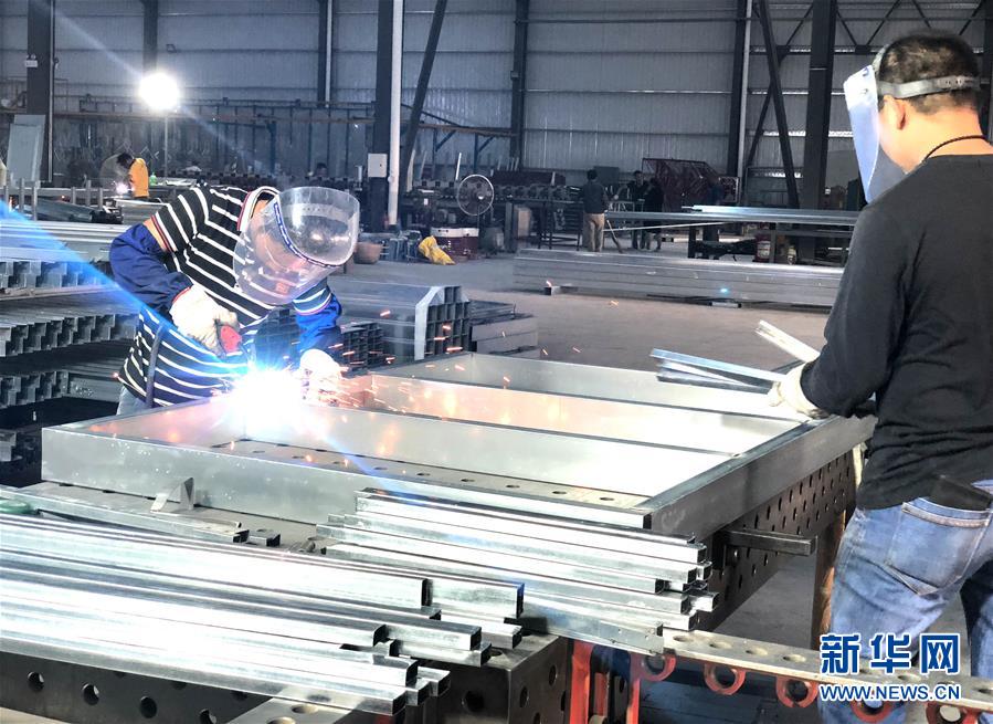 (在習(xí)近平新時(shí)代中國特色社會(huì)主義思想指引下——新時(shí)代新作為新篇章·圖文互動(dòng))(3)廣西扶綏:三大園區(qū)撬動(dòng)工業(yè)發(fā)展 擔(dān)當(dāng)作為爭創(chuàng)縣域標(biāo)兵