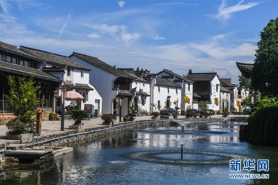 (在習(xí)近平新時(shí)代中國(guó)特色社會(huì)主義思想指引下·慶祝改革開(kāi)放40周年)(新華全媒頭條·圖文互動(dòng))(6)在改革開(kāi)放大潮中砥礪奮進(jìn)——新時(shí)代踐行新發(fā)展理念紀(jì)行