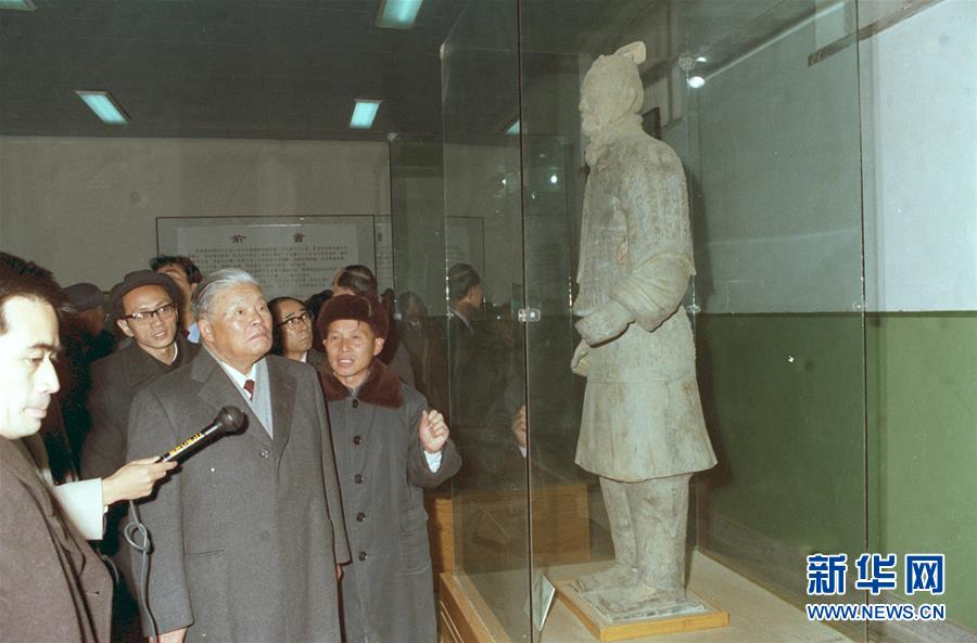 （圖文互動）（5）為發(fā)展和進(jìn)步，與中國攜手同行&mdash;&mdash;中國改革友誼獎?wù)芦@得者群像 