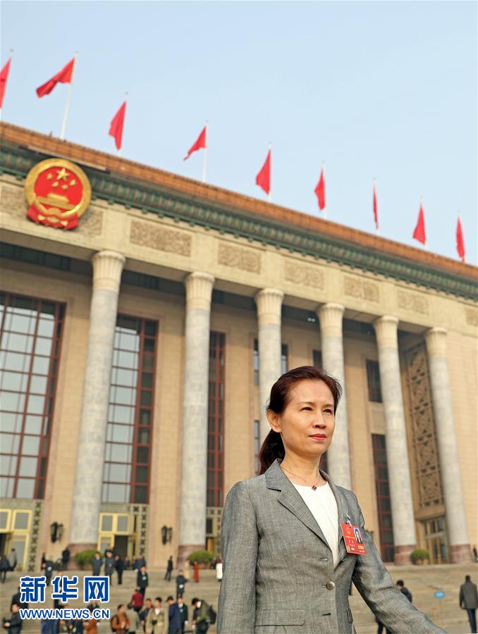 (兩會·基層代表履職故事)(1)全國人大代表李潞:承載生命囑托 堅守醫(yī)生職責