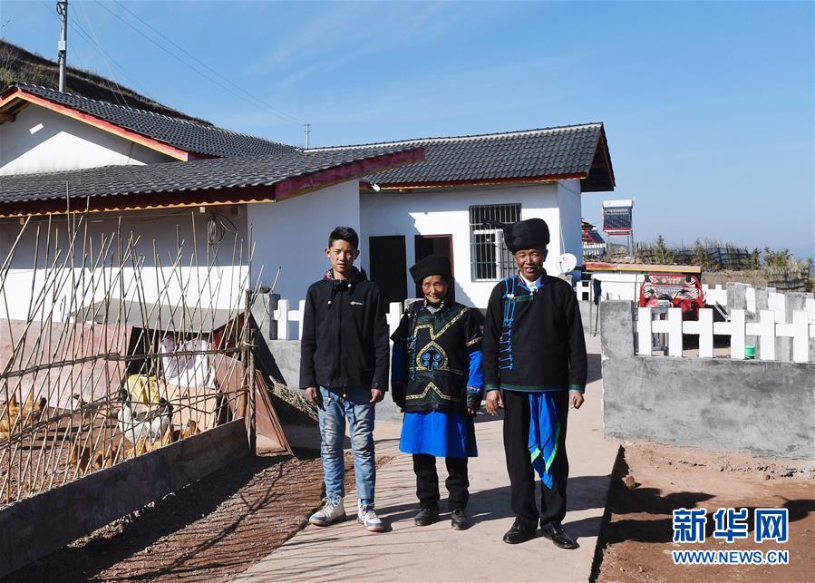 （新華全媒頭條&middot;圖文互動(dòng)）（7）風(fēng)正一帆懸&mdash;&mdash;以習(xí)近平同志為核心的黨中央治國(guó)理政一年間