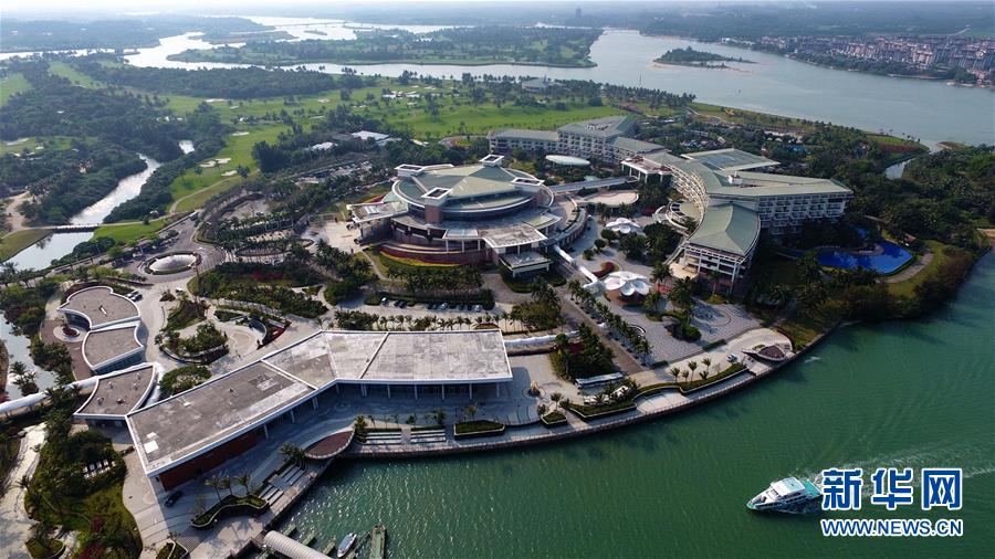 （新華全媒頭條&middot;圖文互動(dòng)）（14）風(fēng)正一帆懸&mdash;&mdash;以習(xí)近平同志為核心的黨中央治國(guó)理政一年間