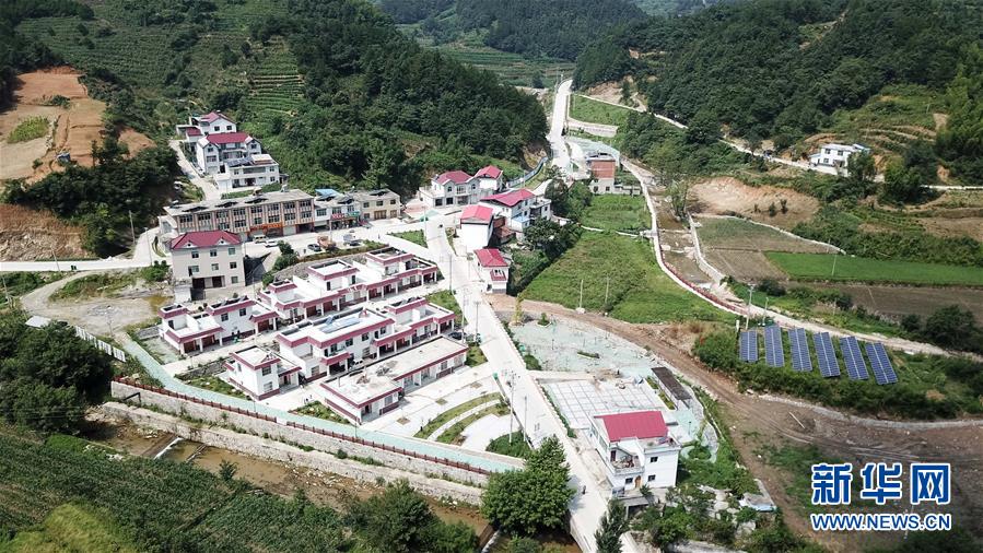 （兩會前夕看落實&middot;圖文互動）（4）踐行&ldquo;三嚴三實&rdquo; 譜寫改革新篇&mdash;&mdash;安徽落實習(xí)近平總書記全國兩會重要講話精神紀實