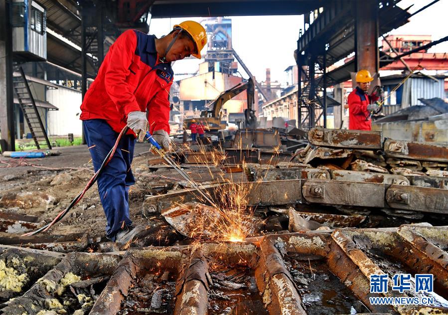 （新華全媒頭條&middot;圖文互動(dòng)）（1）攻堅(jiān)，為了美麗中國(guó)&mdash;&mdash;黨的十八大以來(lái)污染防治紀(jì)實(shí)