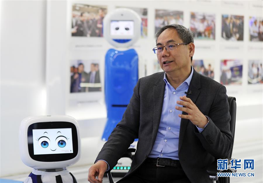 （愛國情 奮斗者&middot;圖文互動）（2）青春，就是用來奮斗的&mdash;&mdash;記沈陽新松機器人自動化股份有限公司創(chuàng)始人兼總裁曲道奎