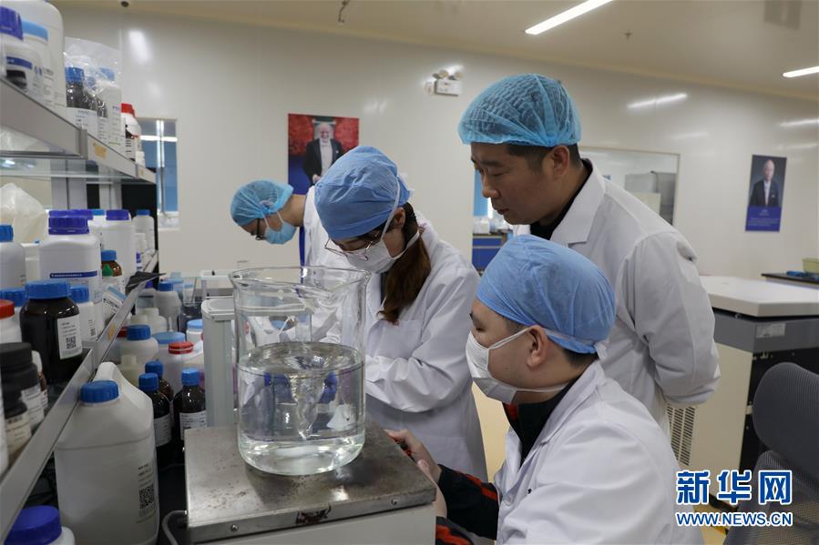 (在習(xí)近平新時代中國特色社會主義思想指引下——新時代新作為新篇章·圖文互動)(5)從種地到“種”高科技產(chǎn)業(yè)——“改革村”的新思維