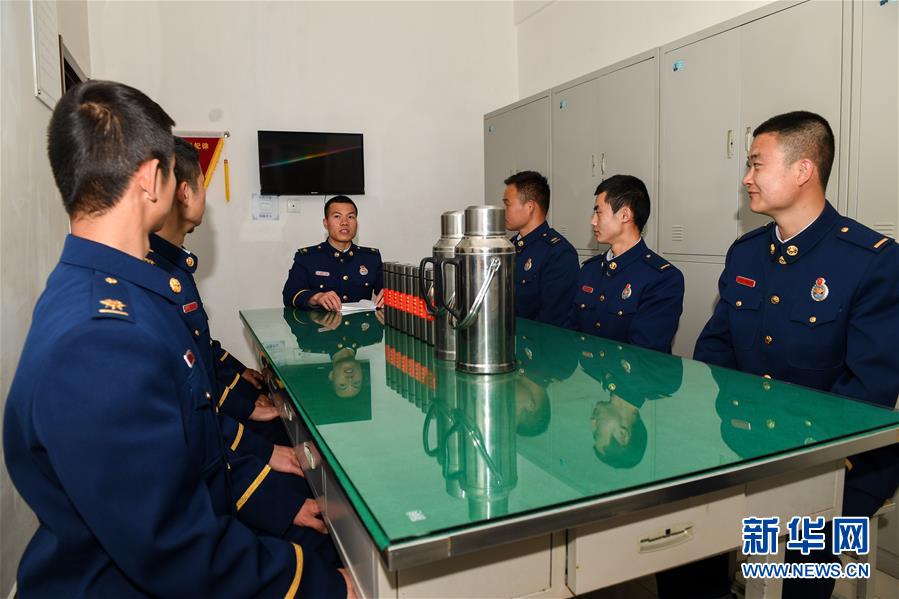 （壯麗70年&middot;奮斗新時(shí)代&middot;圖文互動(dòng)）（13）林海孤島唱響冰與火之歌&mdash;&mdash;記內(nèi)蒙古森林消防總隊(duì)大興安嶺支隊(duì)奇乾中隊(duì)