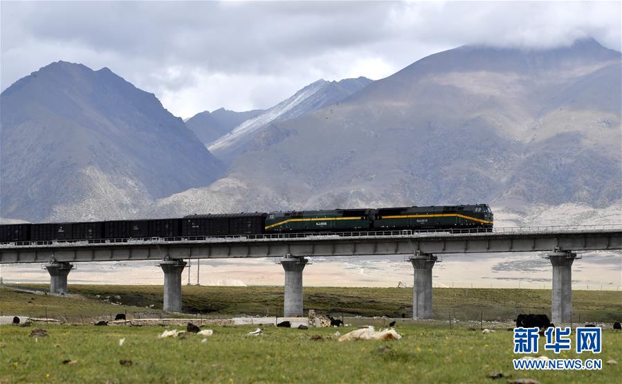 （壯麗七十年&middot;奮斗新時代&middot;圖文互動）（4）天路，讓世界屋脊不再遙遠