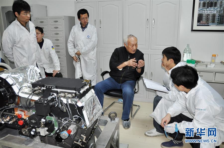 (新華全媒頭條·圖文互動)(4)追光者——“長光人”的報(bào)國故事