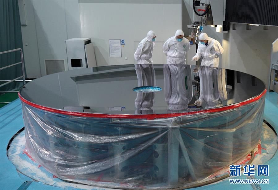 (新華全媒頭條·圖文互動)(6)追光者——“長光人”的報(bào)國故事