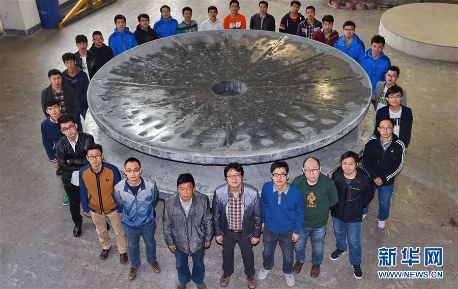 (新華全媒頭條·圖文互動)(7)追光者——“長光人”的報(bào)國故事